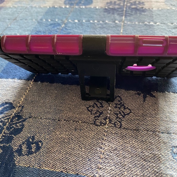 iPhone 6/6s Variety of cases/covers - Picture 3 of 8